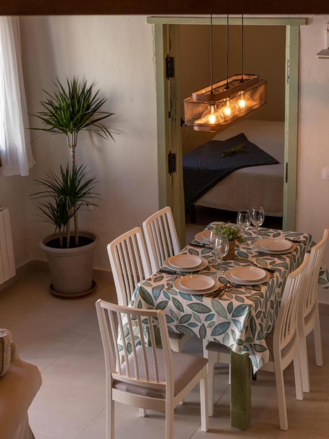 Alojamientos Biarritz Vista Jardin ฟูเอนเตรีโดส ภายนอก รูปภาพ